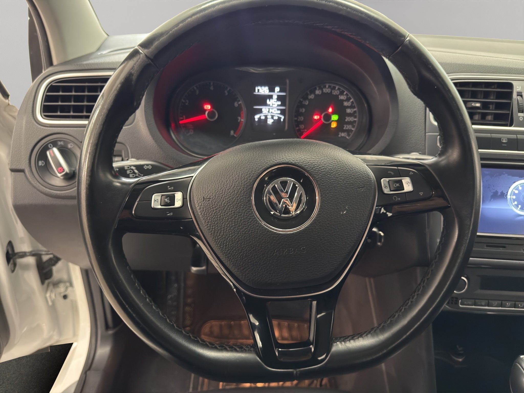 2022 Volkswagen Vento 4 pts. Join, TM5, a/ac., cámara reversa, RA-16