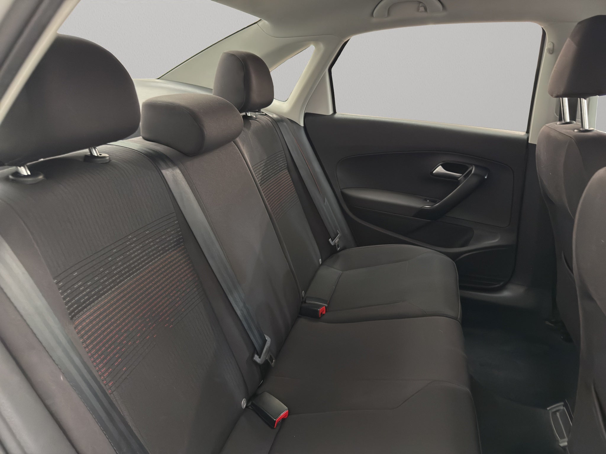 2022 Volkswagen Vento 4 pts. Join, TM5, a/ac., cámara reversa, RA-16