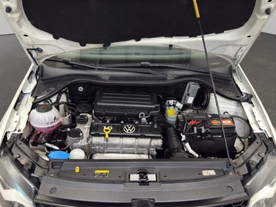 2022 Volkswagen Vento 4 pts. Join, TM5, a/ac., cámara reversa, RA-16