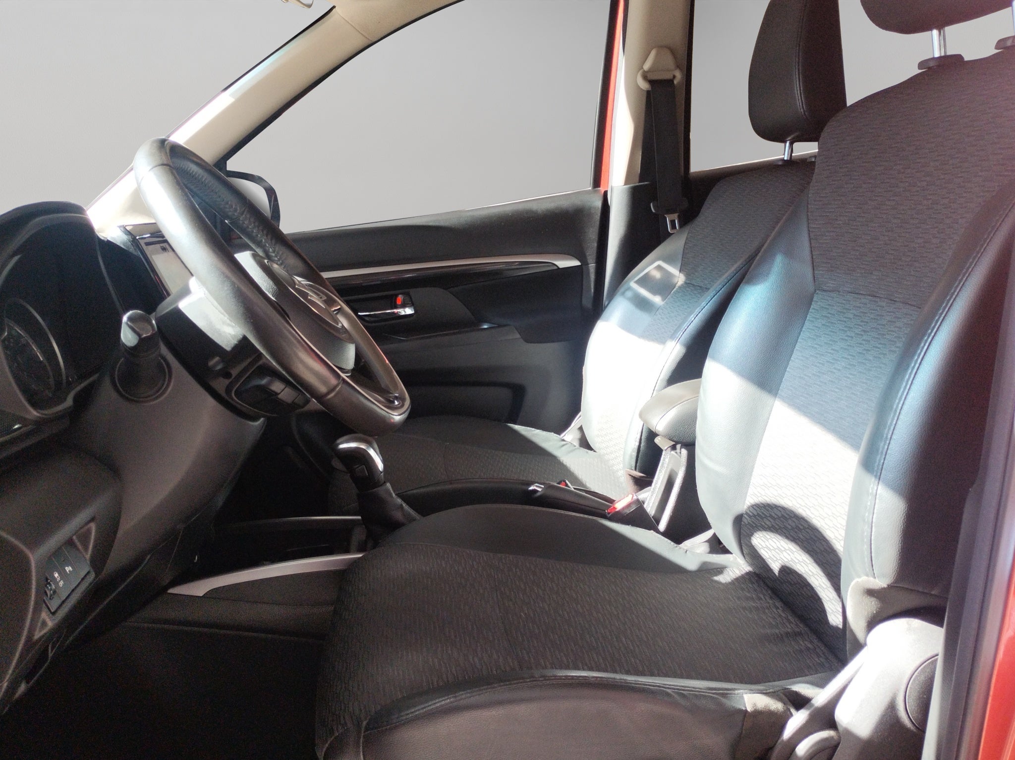 2023 Suzuki Ertiga Minivan 5 pts. XL7, 1.5l, TA, a/ac. Aut., f. led, RA-16