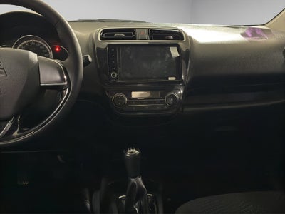 2025 Mitsubishi Mirage 4 pts. G4 GLS, TM5, climatronic, VE, f. niebla, RA-15