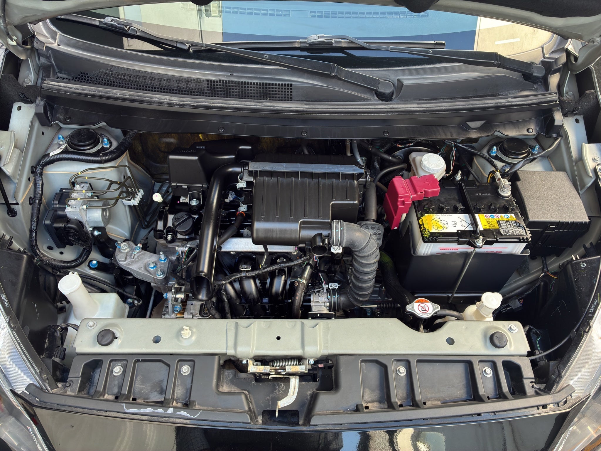 2023 Mitsubishi Mirage 4 pts. G4 GLS, TM5, climatronic, VE, f. niebla, RA-15