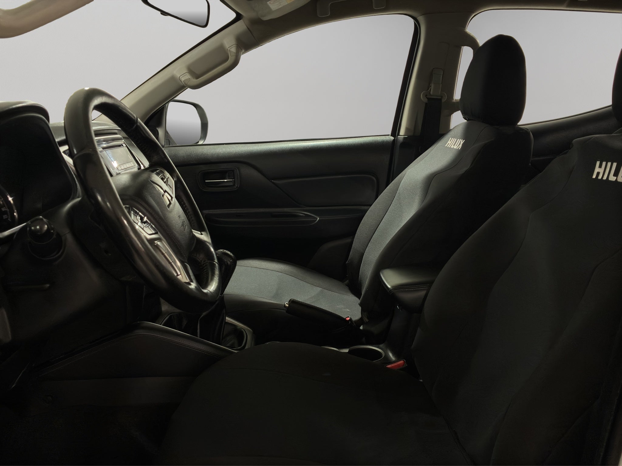 2023 Mitsubishi Comerciales L200 Pick-Up 4 pts. GLX, Doble Cab., 2.4TD, TM5, 4x4