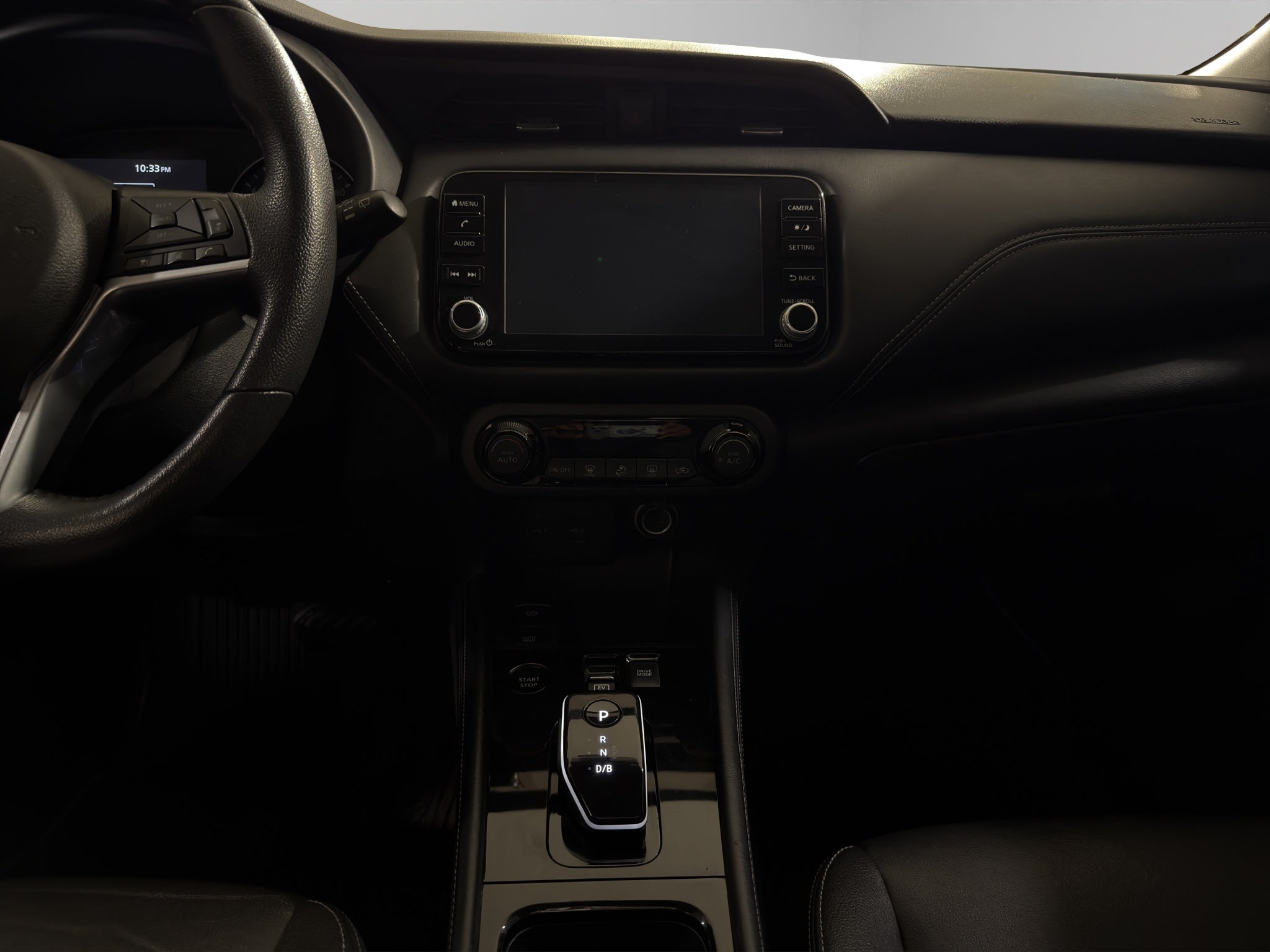 2023 Nissan Kicks VUD 5 pts. Platinum e-Power, E-REV, TA, piel, ADAS, RA-17