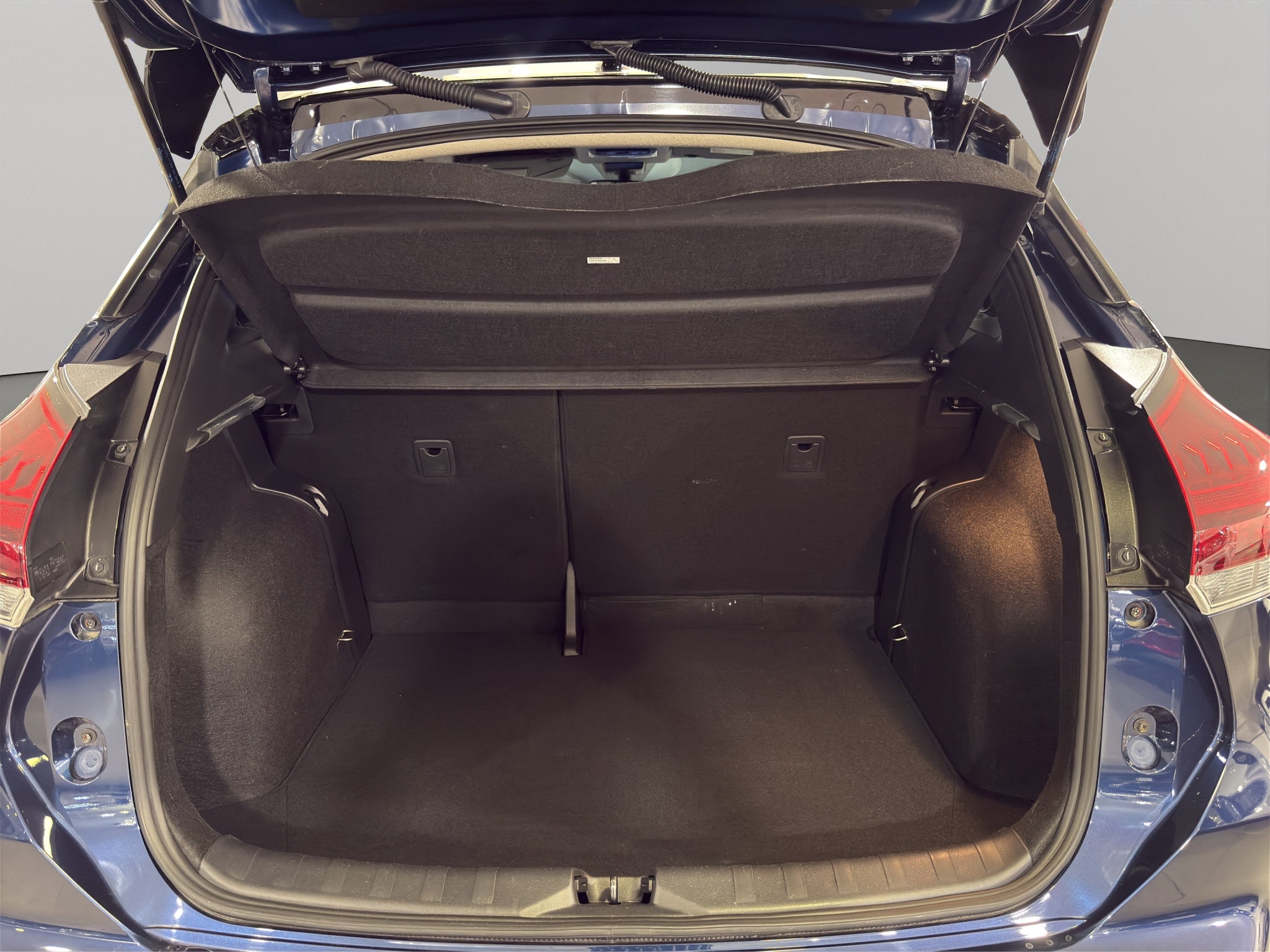 2026 Nissan Kicks VUD 5 pts. Play Advance e-Power, E-REV, TA, RA-17