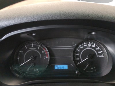 2023 Toyota Comerciales Hilux Pick-Up 4 pts. Base, Doble Cab., TM5, a/ac., VE del.