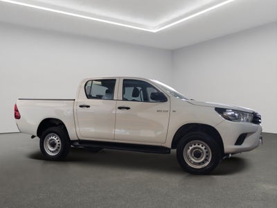 2023 Toyota Comerciales Hilux Pick-Up 4 pts. Base, Doble Cab., TM5, a/ac., VE del.