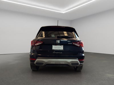 2023 Seat Arona VUD 5 pts. Xperience, 1.6l, climatronic, f. led, cámara reversa, RA-17