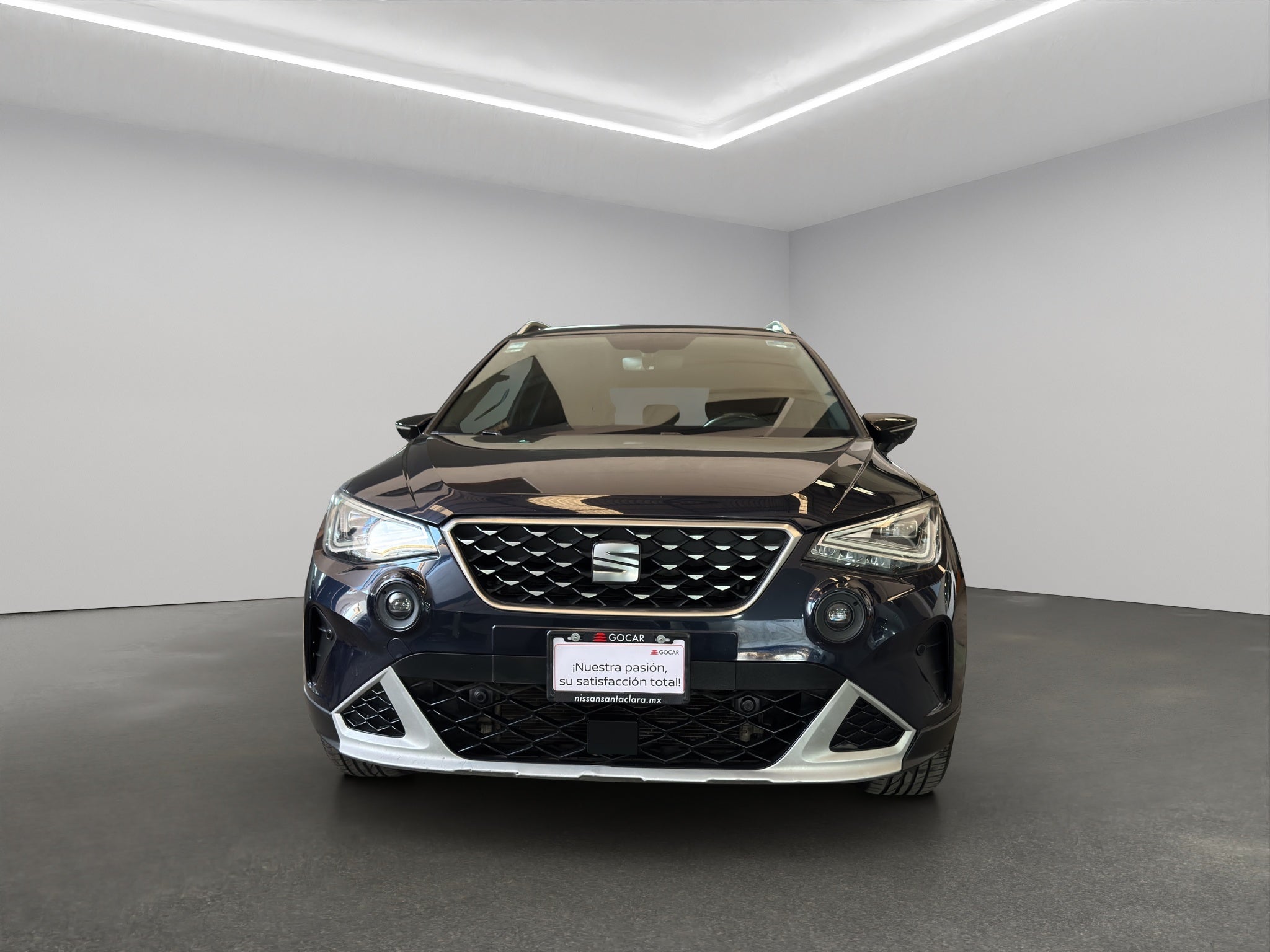 2023 Seat Arona VUD 5 pts. Xperience, 1.6l, climatronic, f. led, cámara reversa, RA-17