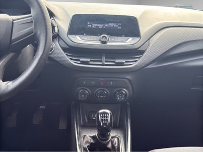 2022 Chevrolet Onix 4 pts. LS, 1.0T, TM5, a/ac., BA, R-15