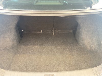 2016 Nissan Sentra 4 pts. Advance, TM6, a/ac., f. niebla, RA-16 (línea anterior)