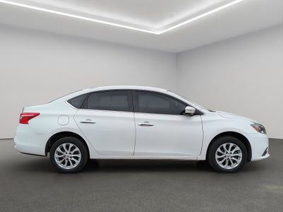 2018 Nissan Sentra 4 pts. Advance, TM6, a/ac., f. niebla, RA-16