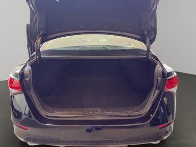 2024 Nissan Sentra 4 pts. Advance, TM6, a/ac., f. niebla, RA-16