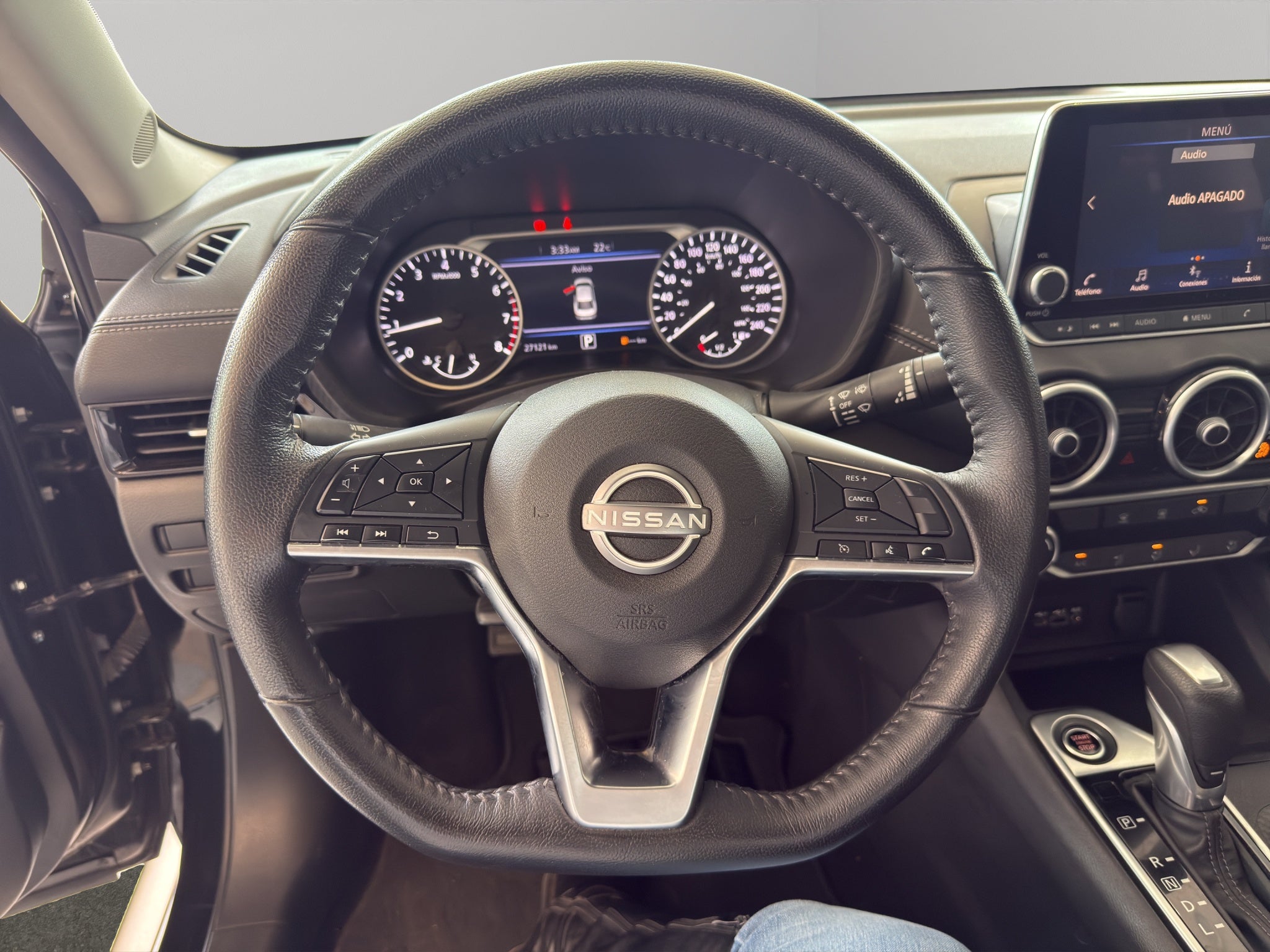 2024 Nissan Sentra 4 pts. Advance, TM6, a/ac., f. niebla, RA-16