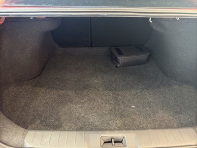 2025 Nissan Sentra 4 pts. Advance, TM6, a/ac., f. niebla, RA-16