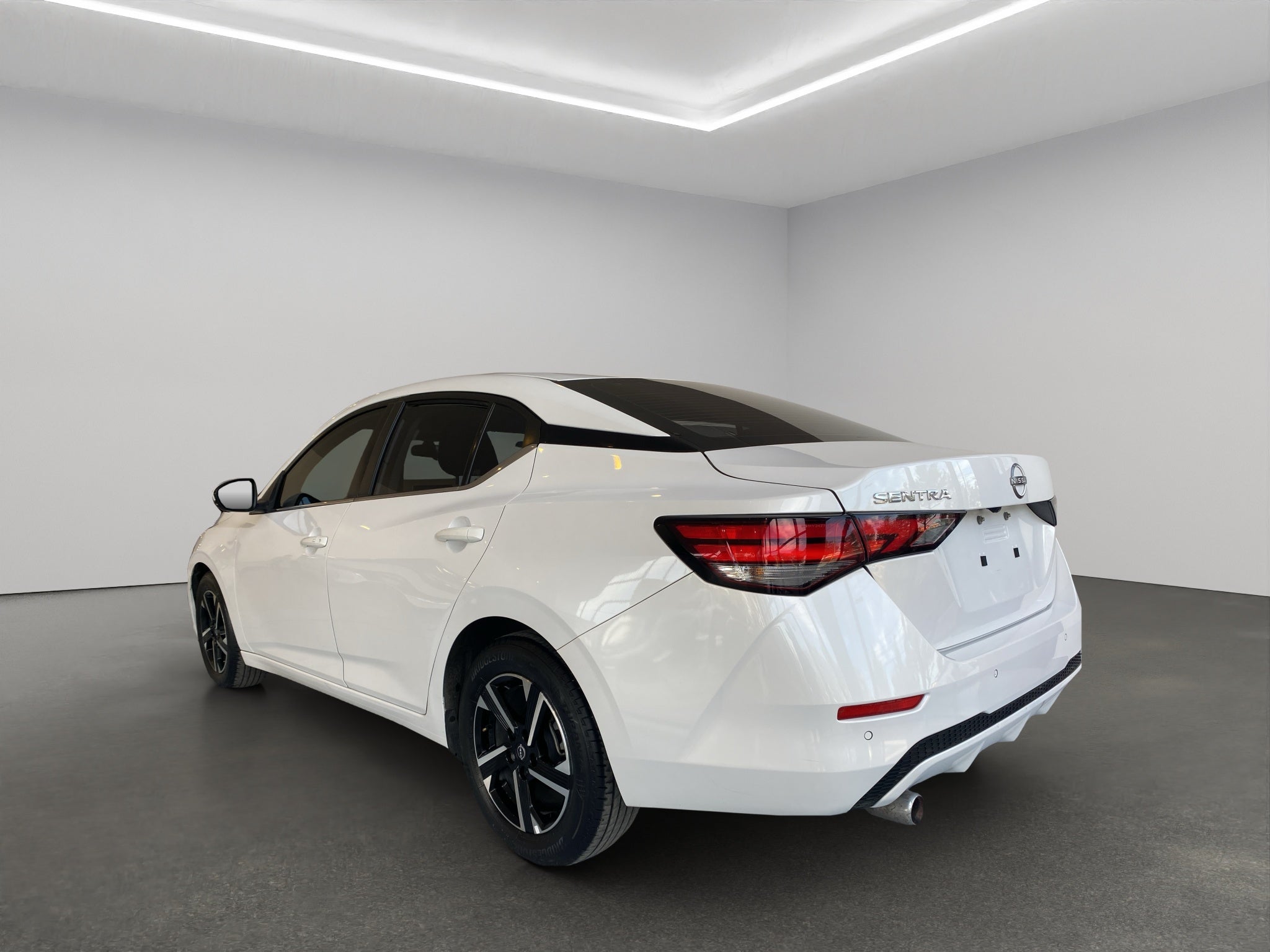 2024 Nissan Sentra ADVANCE CVT