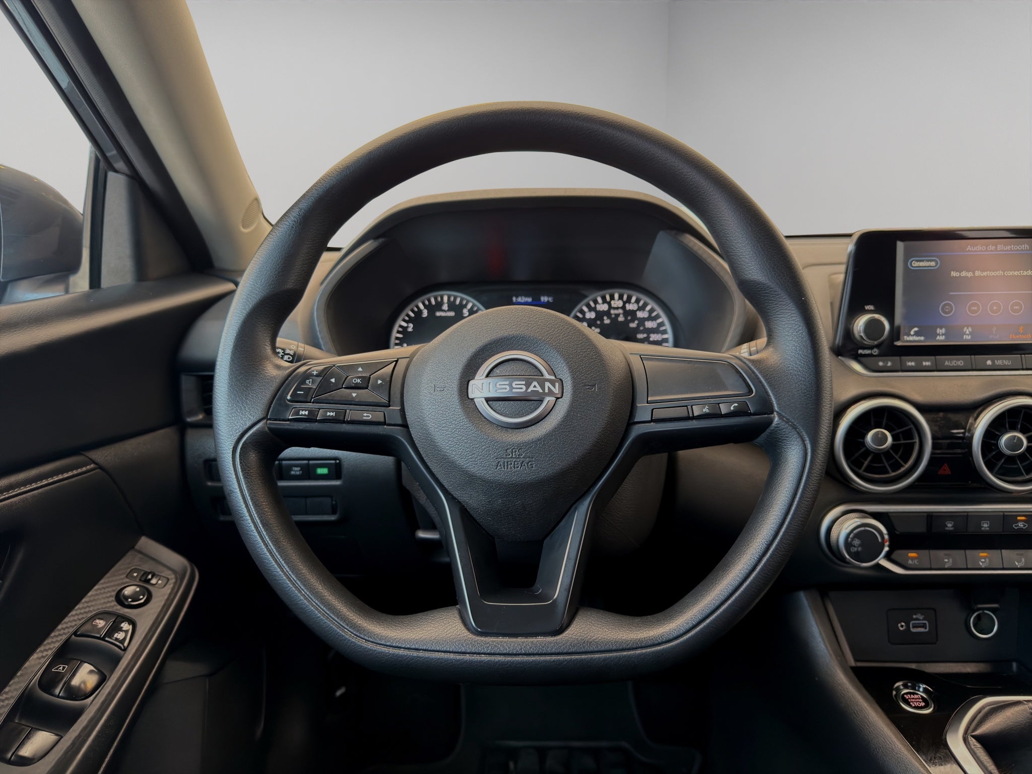 2024 Nissan Sentra 4 pts. Sense, TM6, a/ac., RA-16