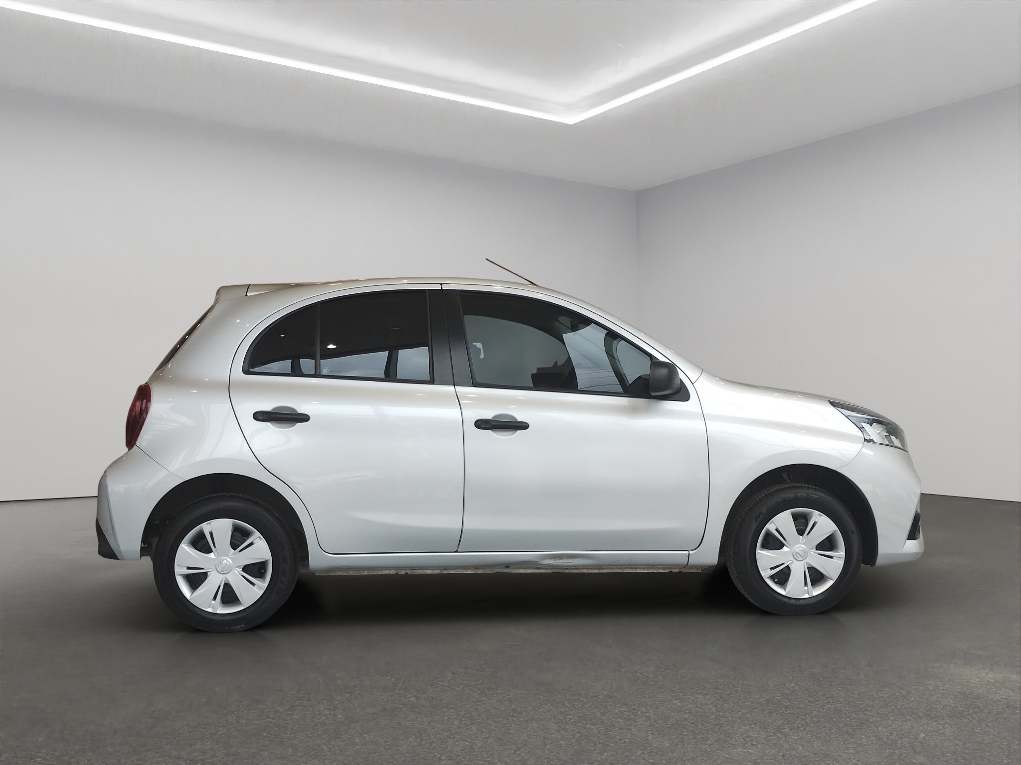 2024 Nissan March 5 pts. HB Sense, TM5, a/ac., R-14