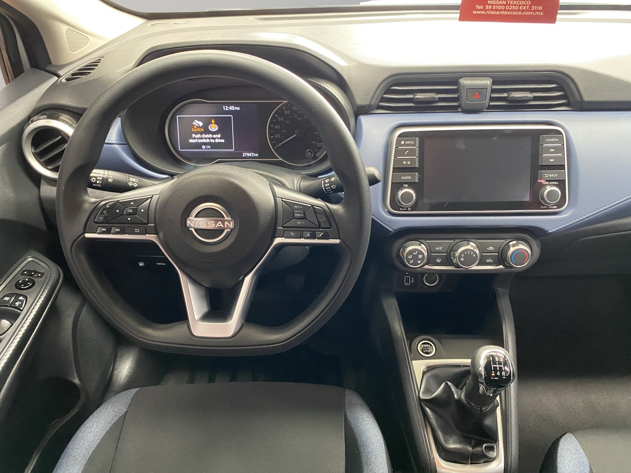 2024 Nissan Versa 4 pts. Advance, TM5, a/ac., f. niebla, RA-16