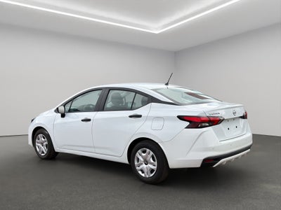 2024 Nissan Versa 4 pts. Sense, TM5, a/ac., R-15