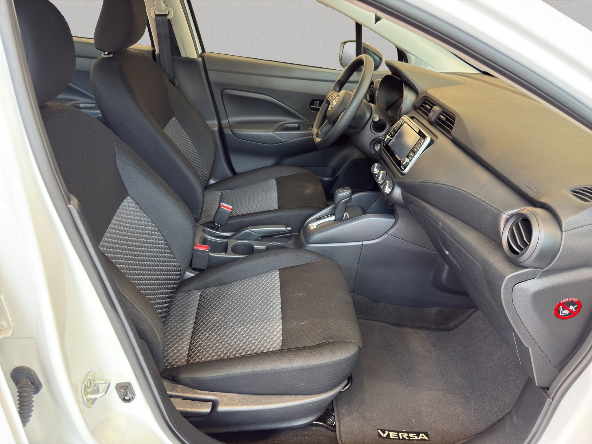 2024 Nissan Versa SENSE CVT