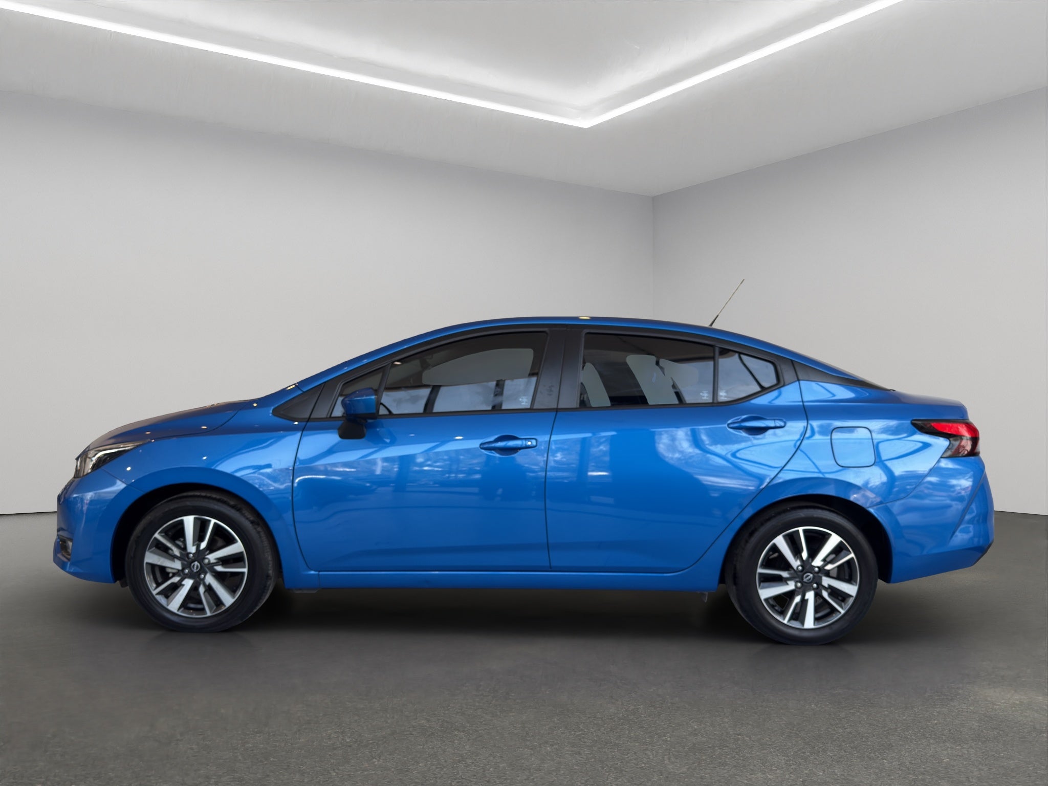 2025 Nissan Versa ADVANCE CVT