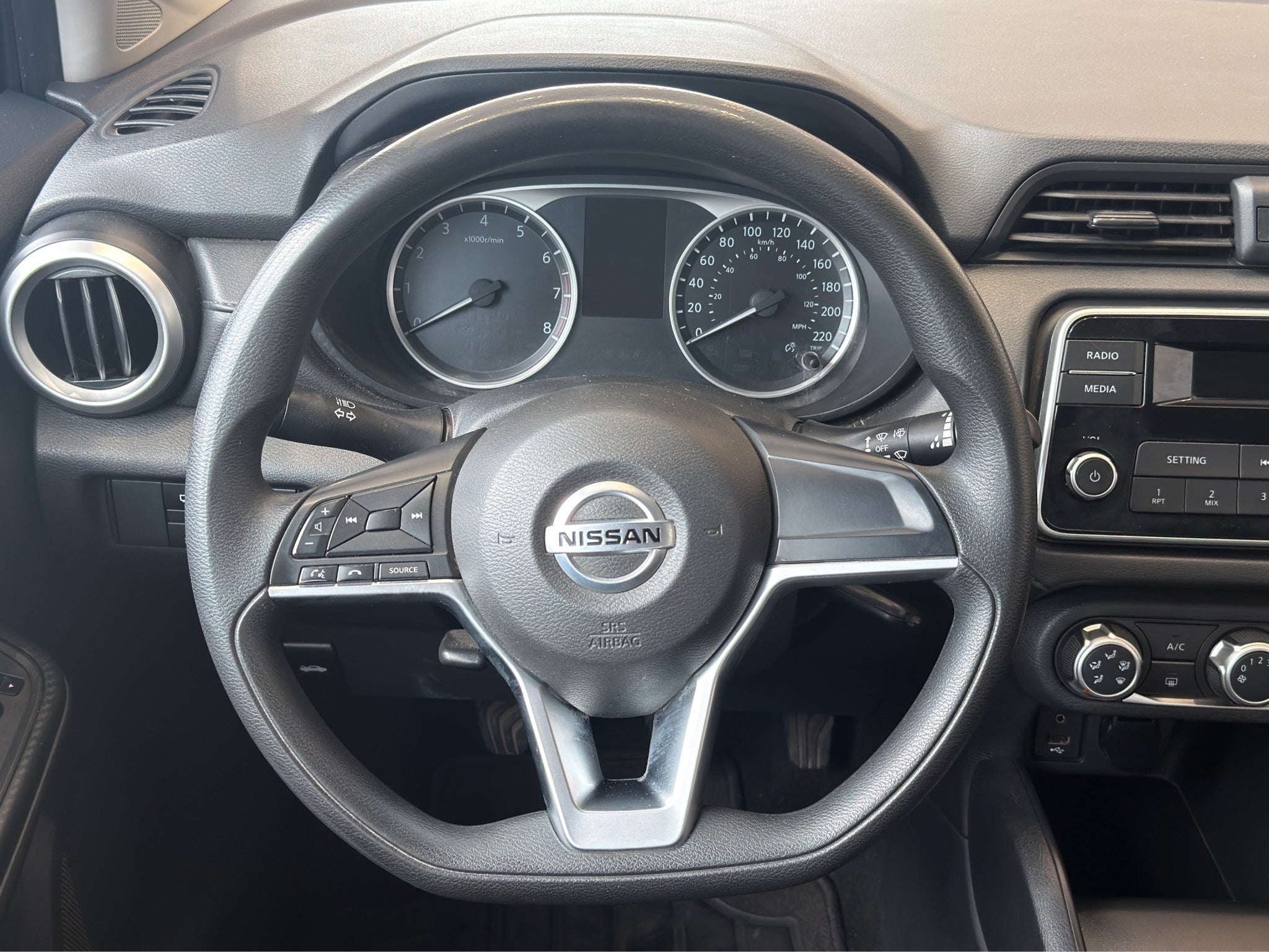 2021 Nissan Versa 4 pts. Sense, TM5, a/ac., VE, R-15