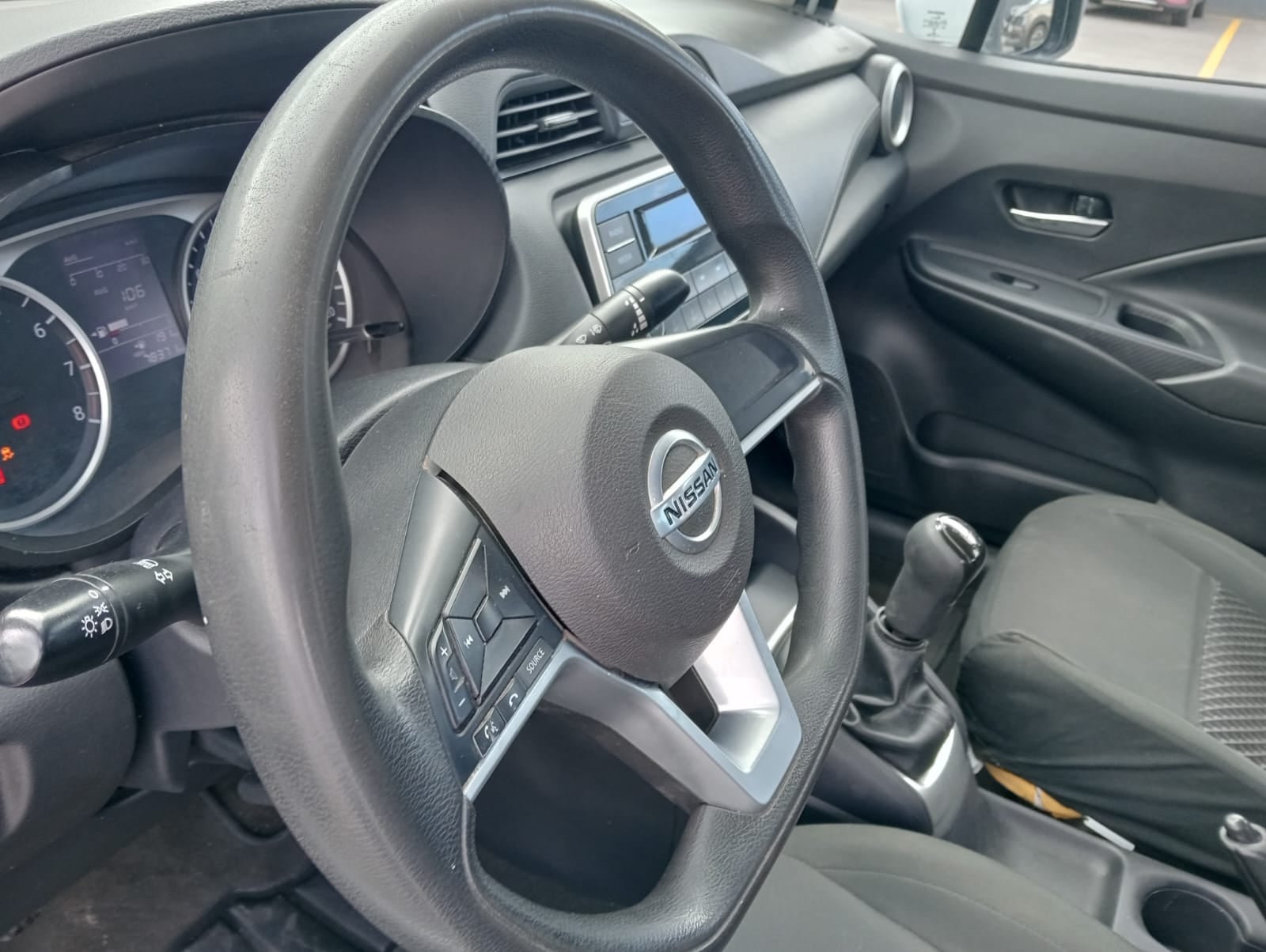 2021 Nissan Versa 4 pts. Sense, TM5, a/ac., VE, R-15