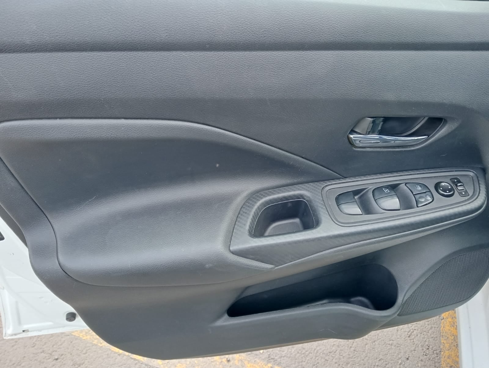 2021 Nissan Versa 4 pts. Sense, TM5, a/ac., VE, R-15