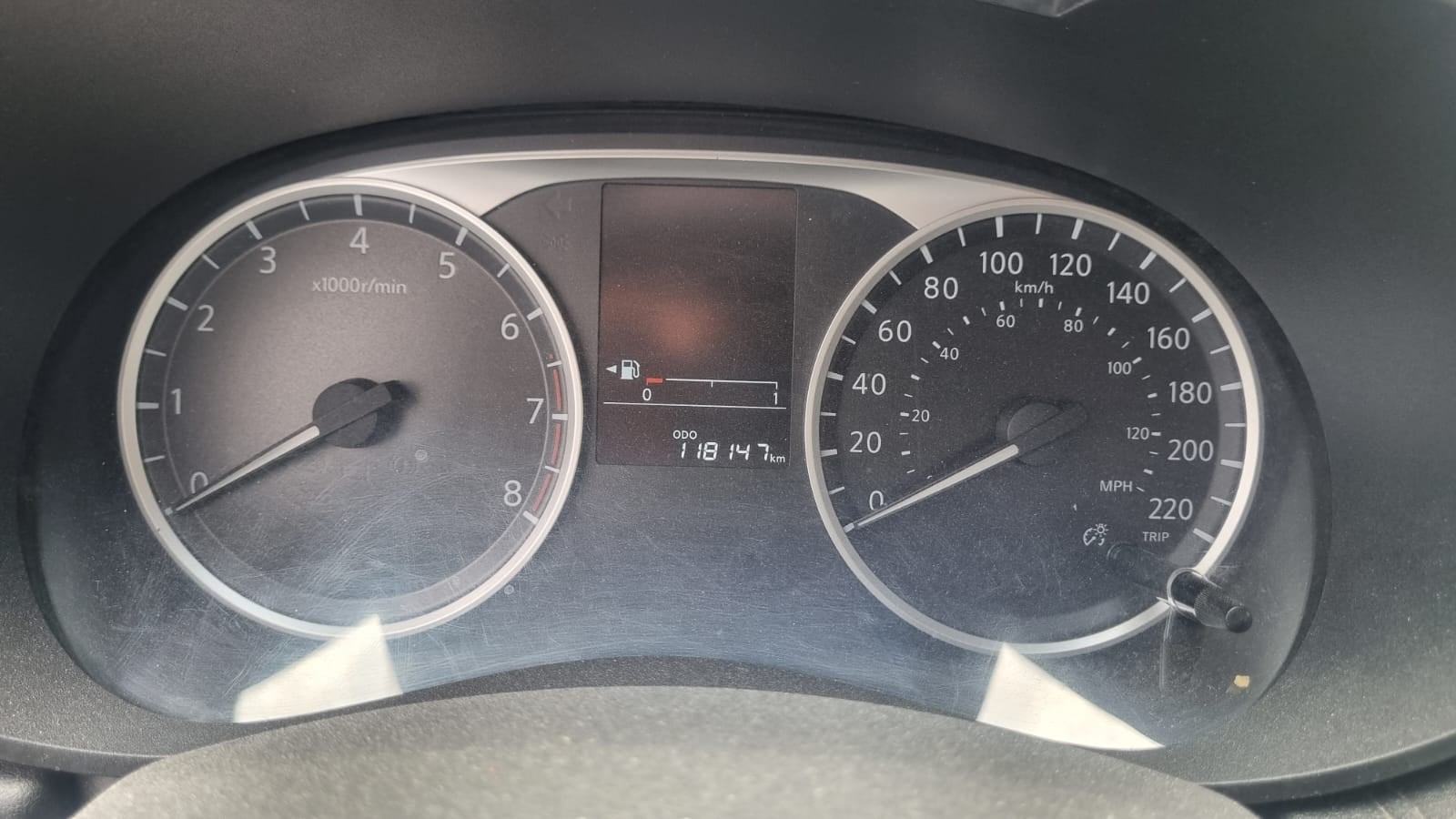 2021 Nissan Versa 4 pts. Sense, TM5, a/ac., VE, R-15