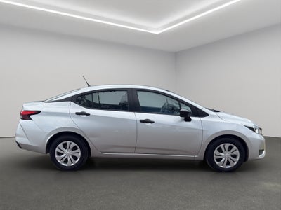 2024 Nissan Versa 4 pts. Sense, TM5, a/ac., R-15