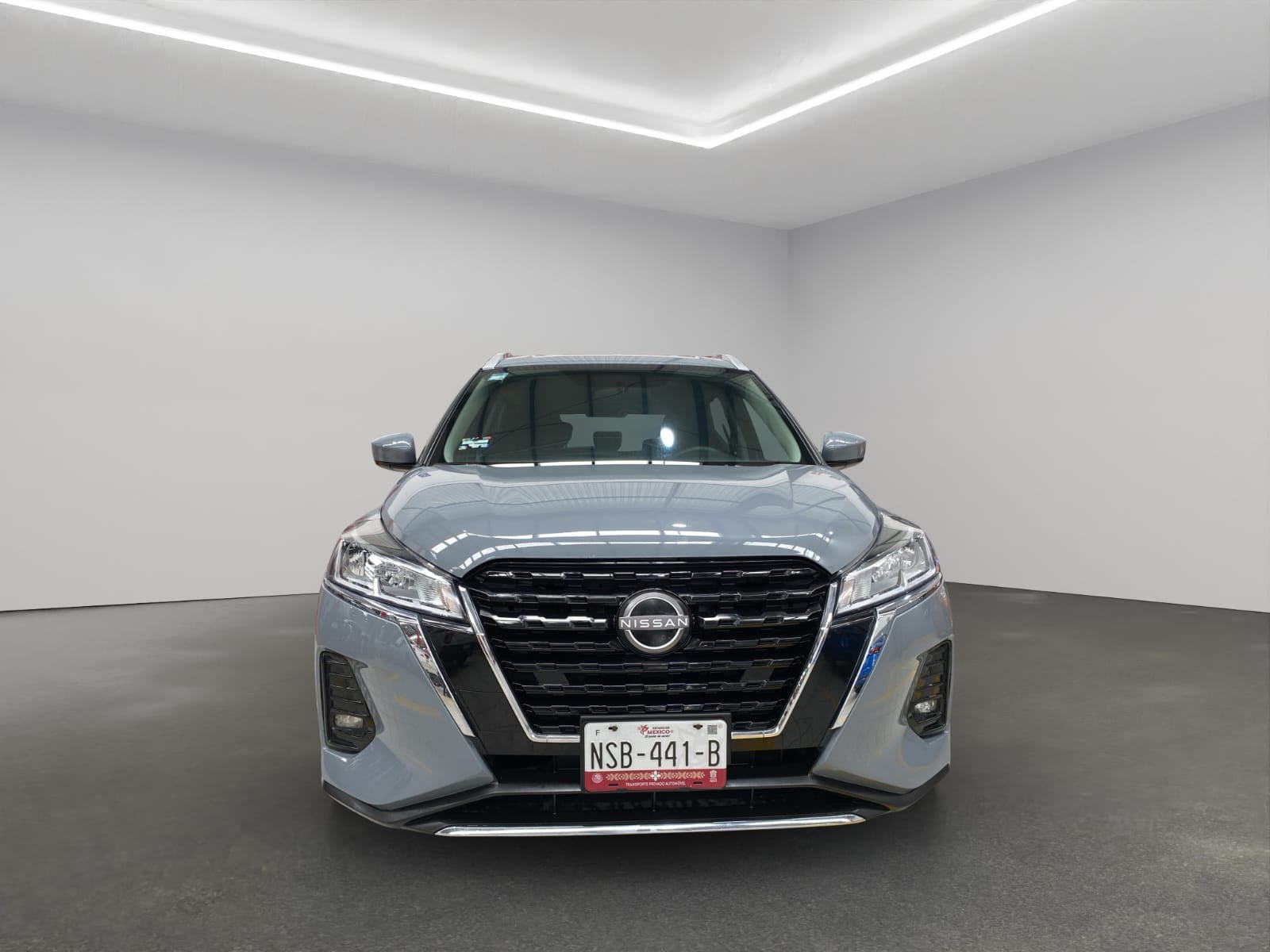 2025 Nissan Kicks VUD 5 pts. Play Advance, 1.6l, TM5, RA-17 (línea nueva)