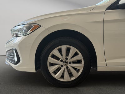 2022 Volkswagen Jetta A7 4 pts. Comfortline, 1.4T, TA, RA-16 (cambio de línea)