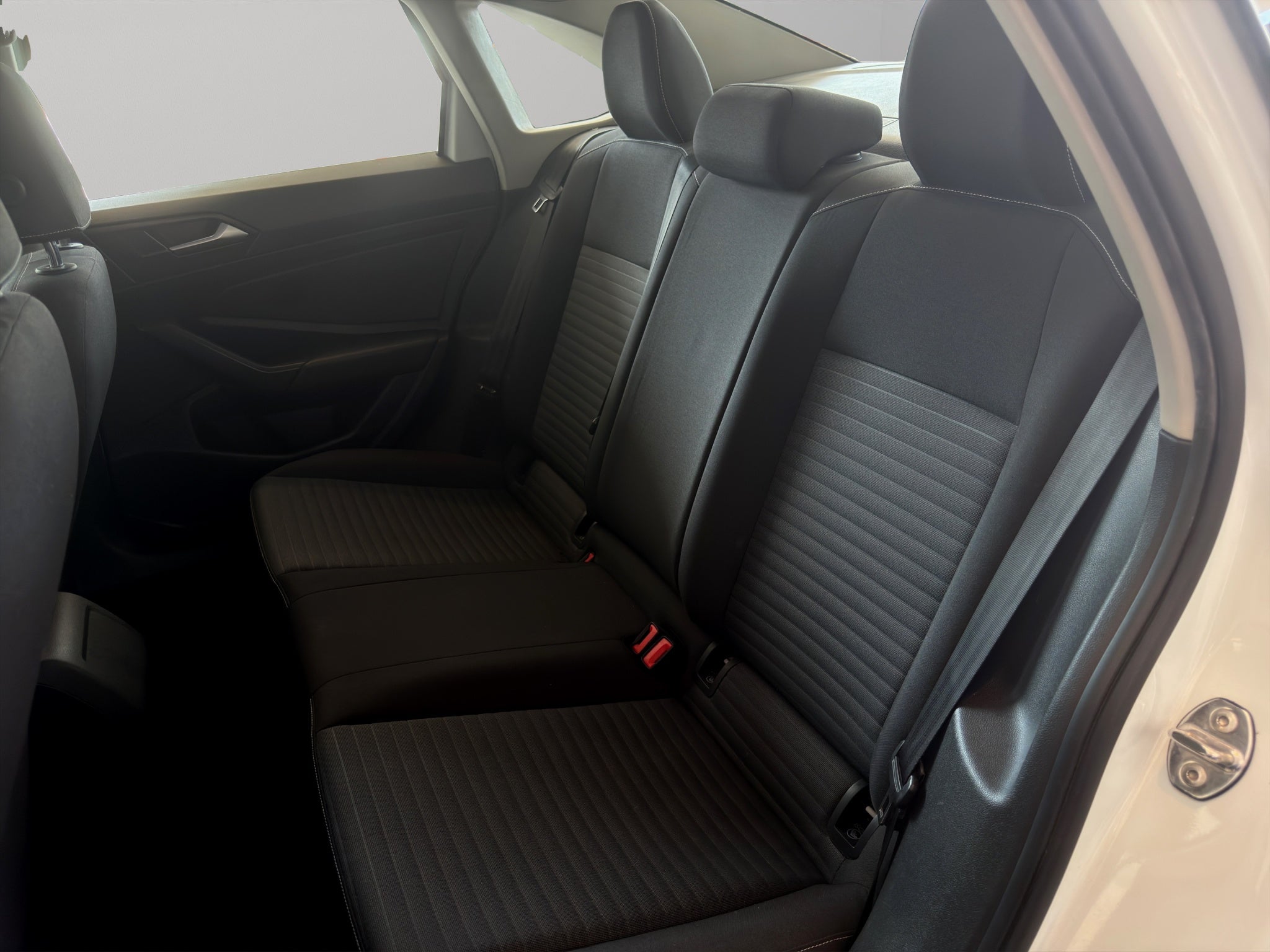 2022 Volkswagen Jetta A7 4 pts. Comfortline, 1.4T, TA, RA-16 (cambio de línea)