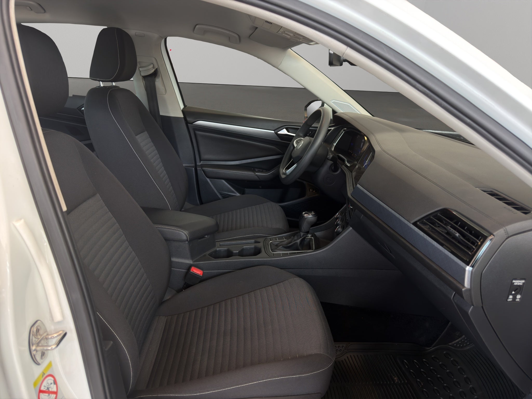 2022 Volkswagen Jetta A7 4 pts. Comfortline, 1.4T, TA, RA-16 (cambio de línea)