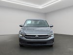 2024 Volkswagen Jetta A7 4 pts. Trendline, 1.4T, TM5, R-16 (línea anterior)