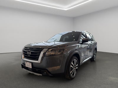 2023 Nissan Pathfinder VUD 5 pts. Platinum, 3.5l, TA, piel premium, RA-20, 4x4 (línea nueva)
