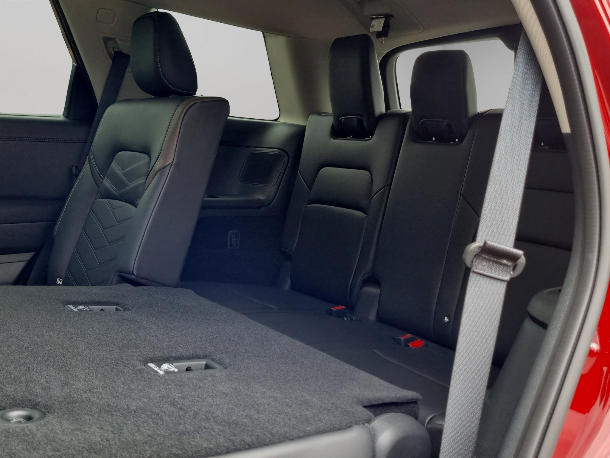 2025 Nissan Pathfinder VUD 5 pts. Platinum, 3.5l, TA, piel premium, RA-20, 4x4