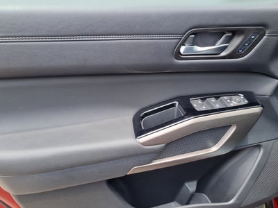 2025 Nissan Pathfinder VUD 5 pts. Platinum, 3.5l, TA, piel premium, RA-20, 4x4
