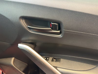 2022 Toyota Corolla Cross VUD 5 pts. LE, 2.0l, TA, QC, RA-17