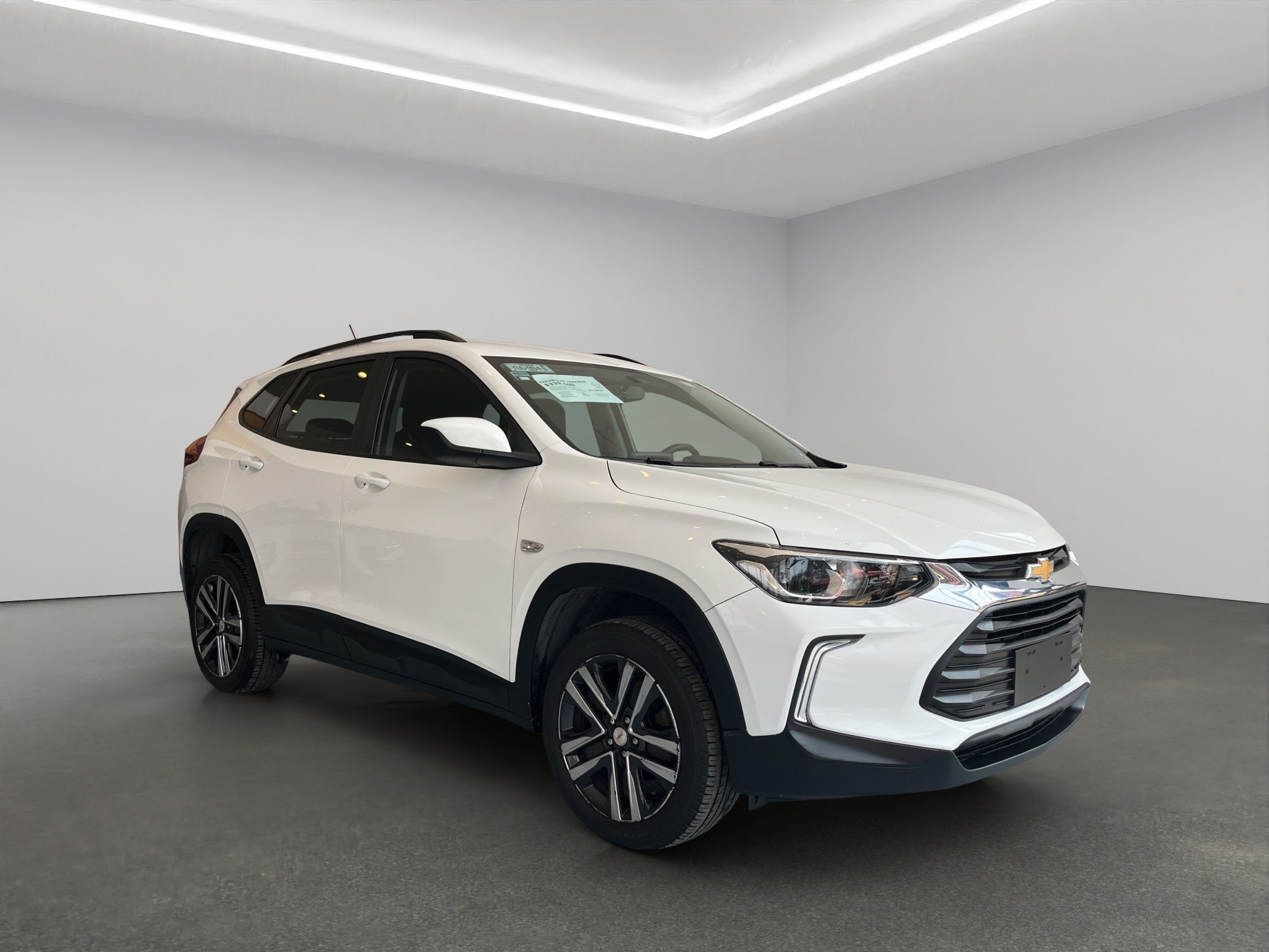 2024 Chevrolet Tracker VUD 5 pts. LS, 1.2T, TM5, RA-16 (línea anterior)