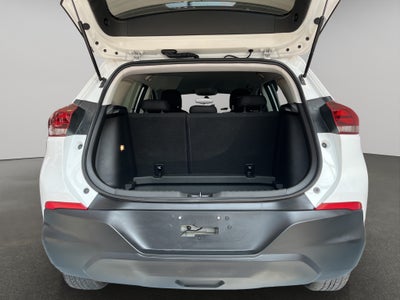 2024 Chevrolet Tracker VUD 5 pts. LS, 1.2T, TM5, RA-16 (línea anterior)