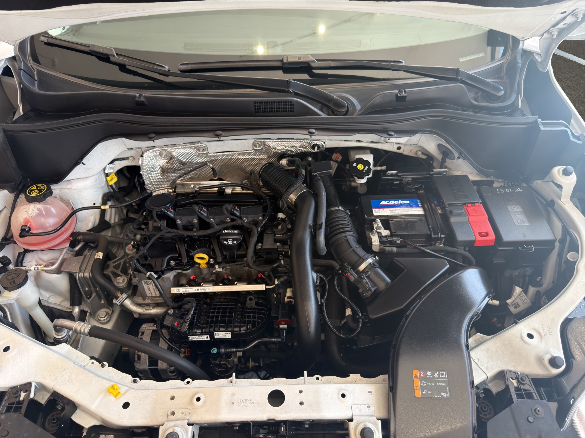 2024 Chevrolet Tracker VUD 5 pts., LS, 1.2 T,TA RA 16