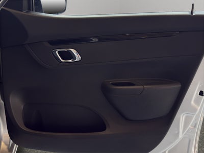 2024 Renault Kwid 5 pts. HB Iconic, TM5, a/ac., pantalla touch 8