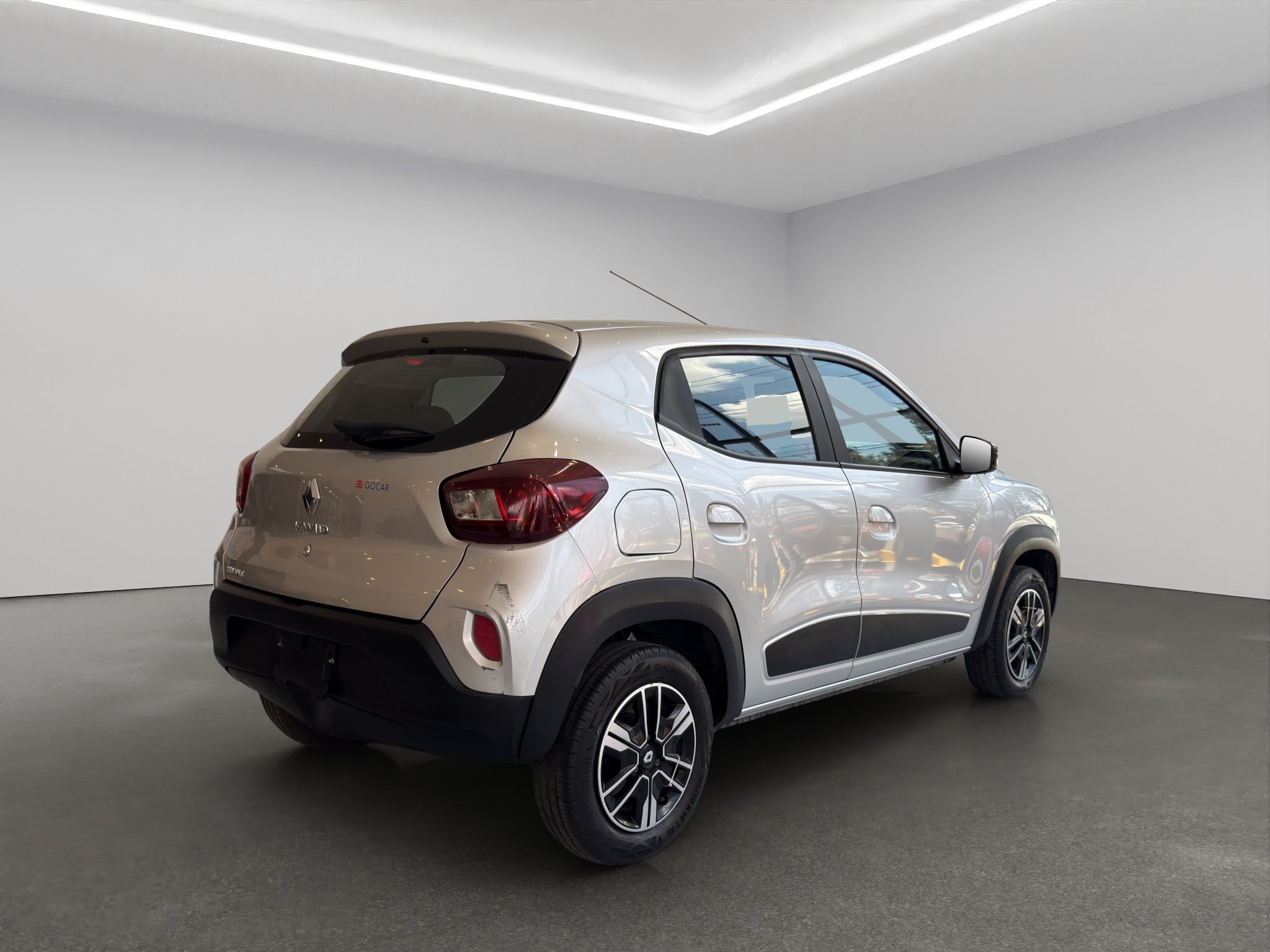 2024 Renault Kwid 5 pts. HB Iconic, TM5, a/ac., pantalla touch 8