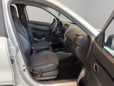 2025 Renault Kwid 5 pts. HB Iconic, TM5, a/ac., pantalla touch 8