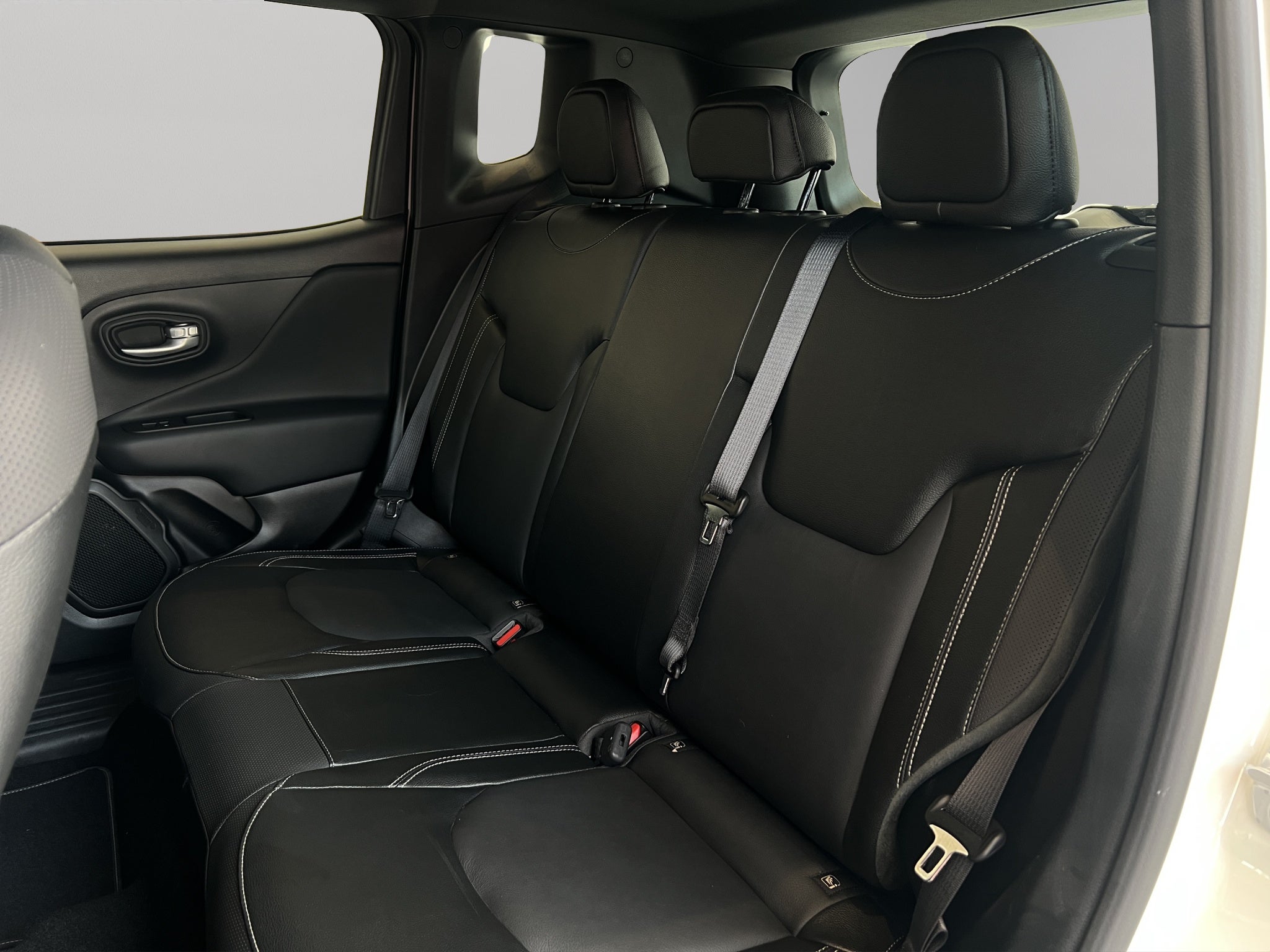 2025 Jeep Renegade VUD 5 pts. Limited S, 1.3T, TA, a/ac. Aut., piel, QCP, RA-19