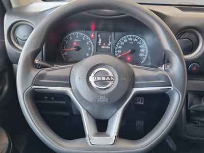 2023 Nissan Comerciales Urvan Panel 4 pts. Amplia, TM5, a/ac.