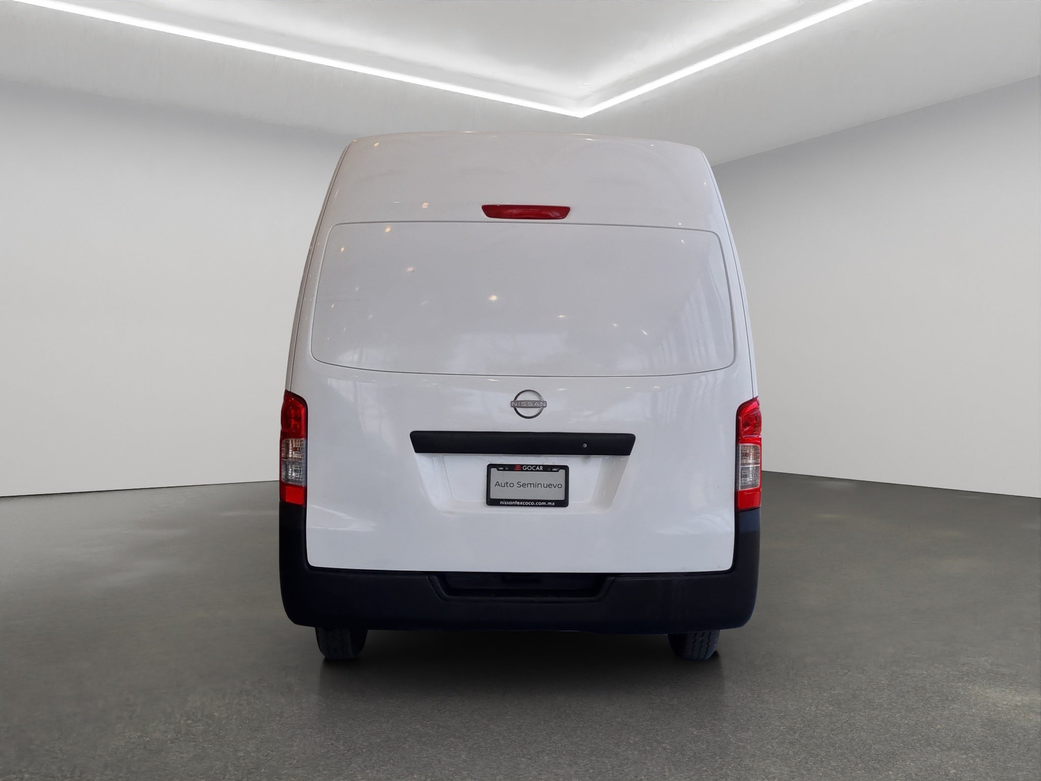 2023 Nissan Comerciales Urvan Panel 4 pts. Amplia, TM5, a/ac.