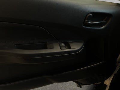 2024 Nissan Comerciales Urvan Panel 4 pts. Amplia, TM5, a/ac.